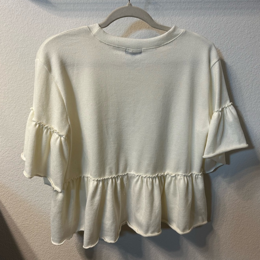 Originality Ruffle Top - Sz M - Picture 2 of 3